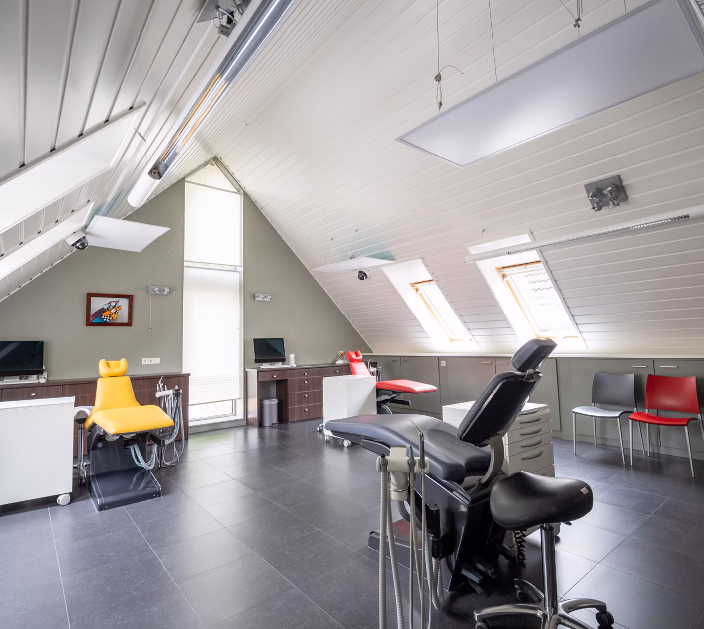 Ortho Ede Behandelstoelen